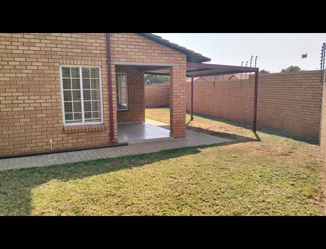 3 BEDROOM DUPLEX FOR SALE IN EQUESTRIA